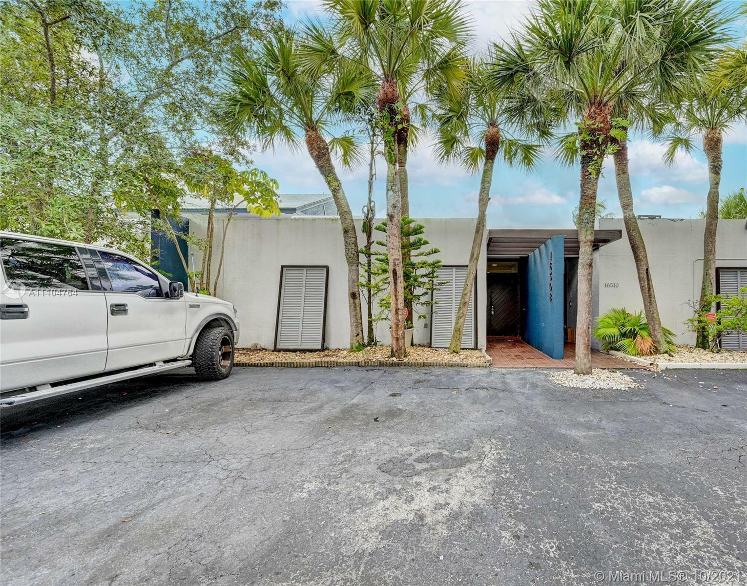 Property Photo:  16508 Bridge End Rd 16508  FL 33014 