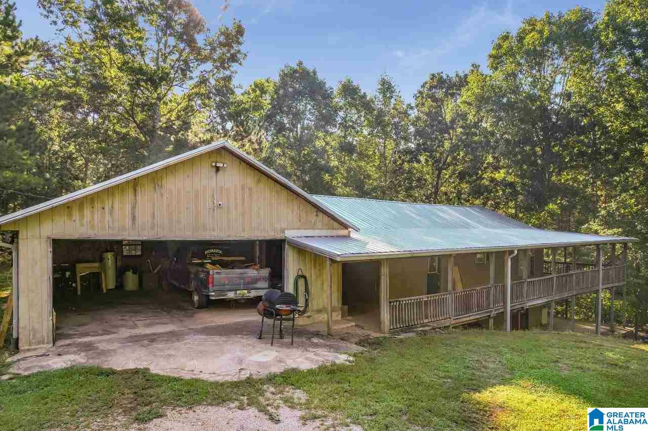 Property Photo:  2977 County Road 65  AL 36264 