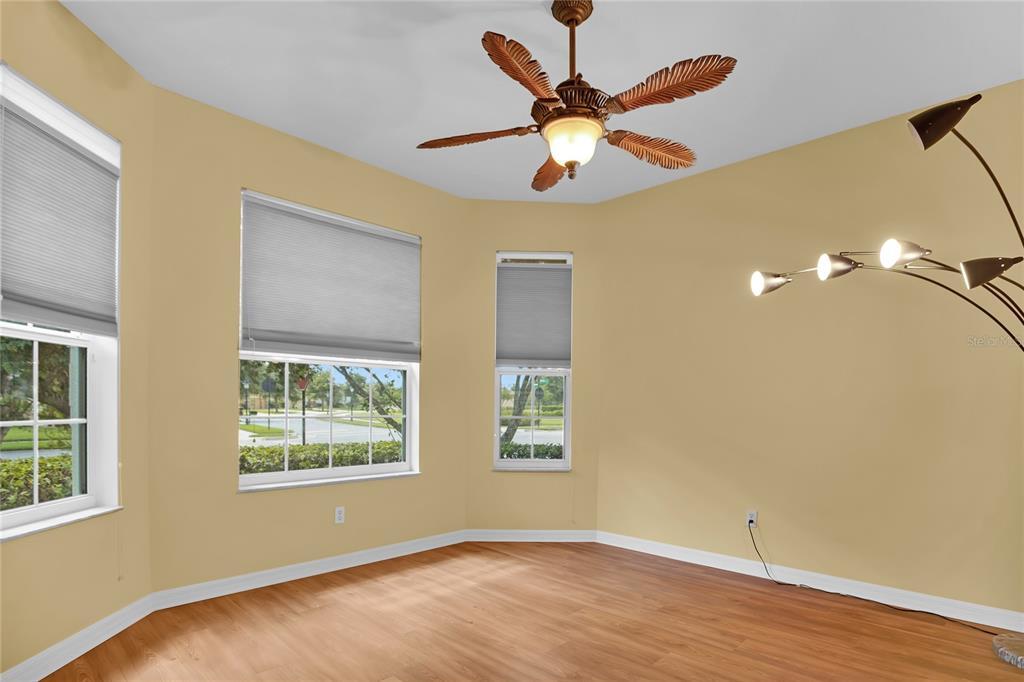 Property Photo:  103 Gladesdown Court  FL 32724 