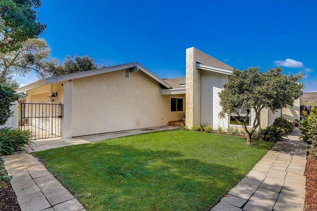 Property Photo:  31110 Old River Road  CA 92003 