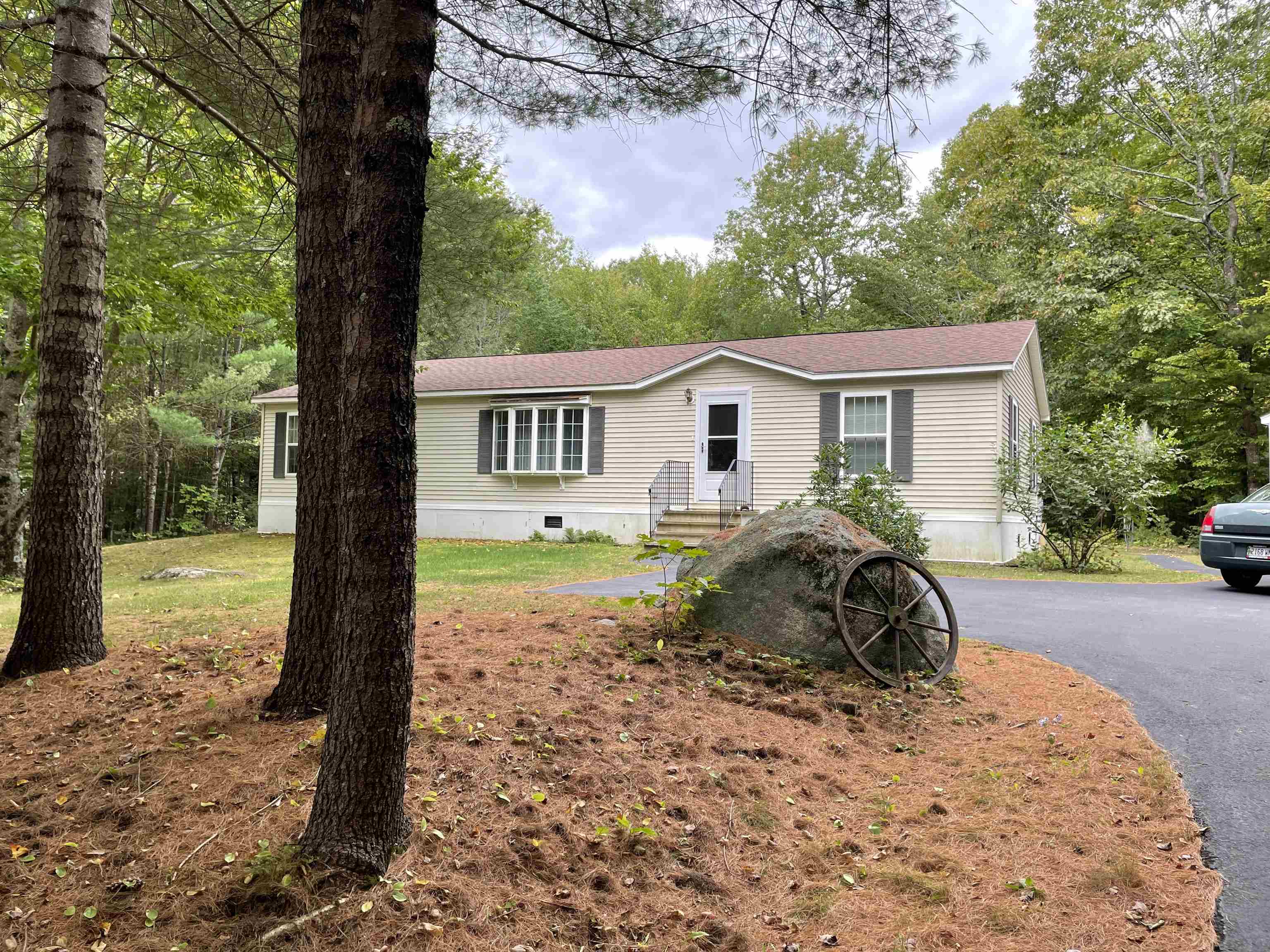 Property Photo:  14 Moultrie Drive  NH 03894 