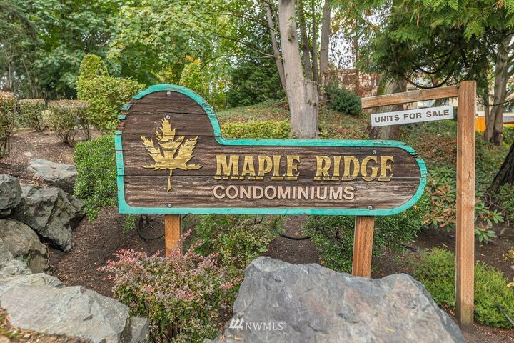 Property Photo: 12040 96th Avenue NE 113 WA 98034