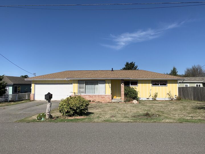 2901 Drake Hill Road  Fortuna CA 95540 photo