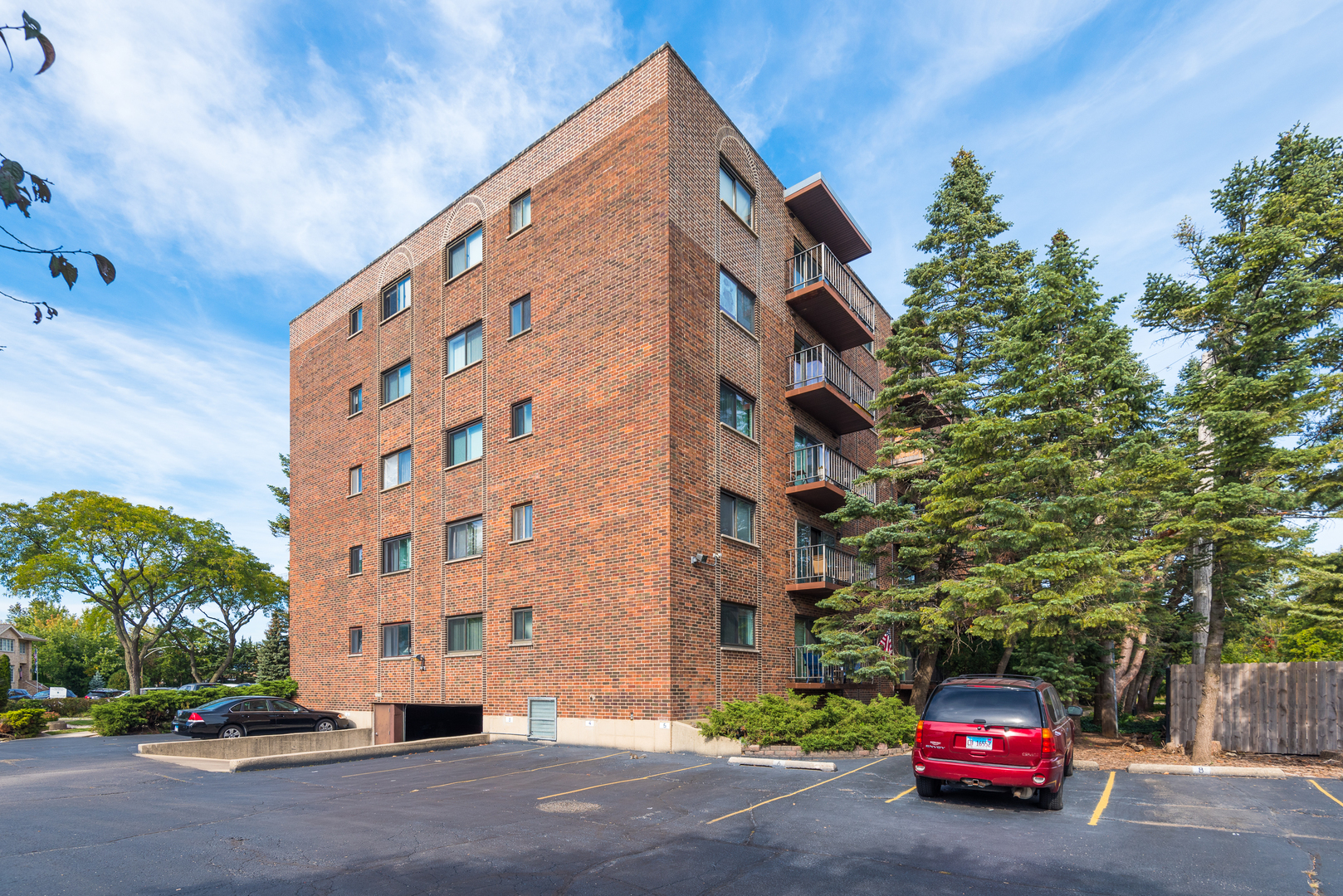 Property Photo: 6505 N Nashville Avenue 405 IL 60631