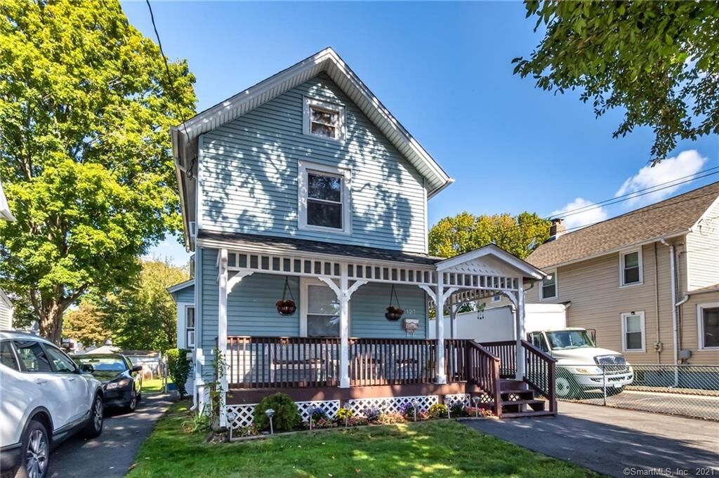 Property Photo:  127 Richards Street  CT 06516 