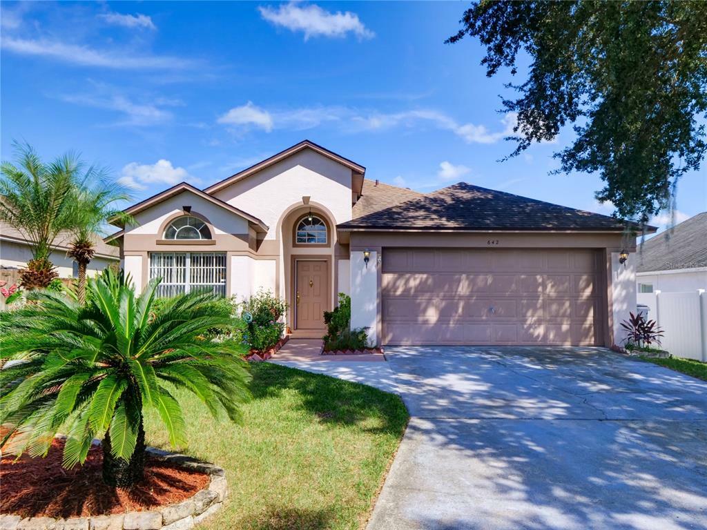 Property Photo:  642 Lake Davenport Boulevard  FL 33897 