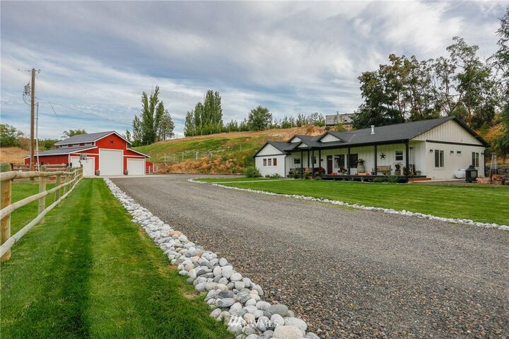 703 N Nile Avenue  East Wenatchee WA 98802 photo