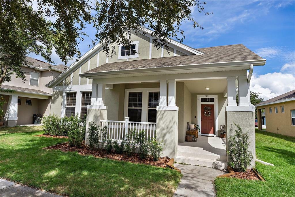 Property Photo:  1933 Saffron Plum Lane  FL 32828 