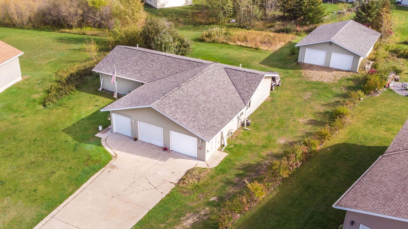 Property Photo:  304 Davidson Avenue  MN 55722 
