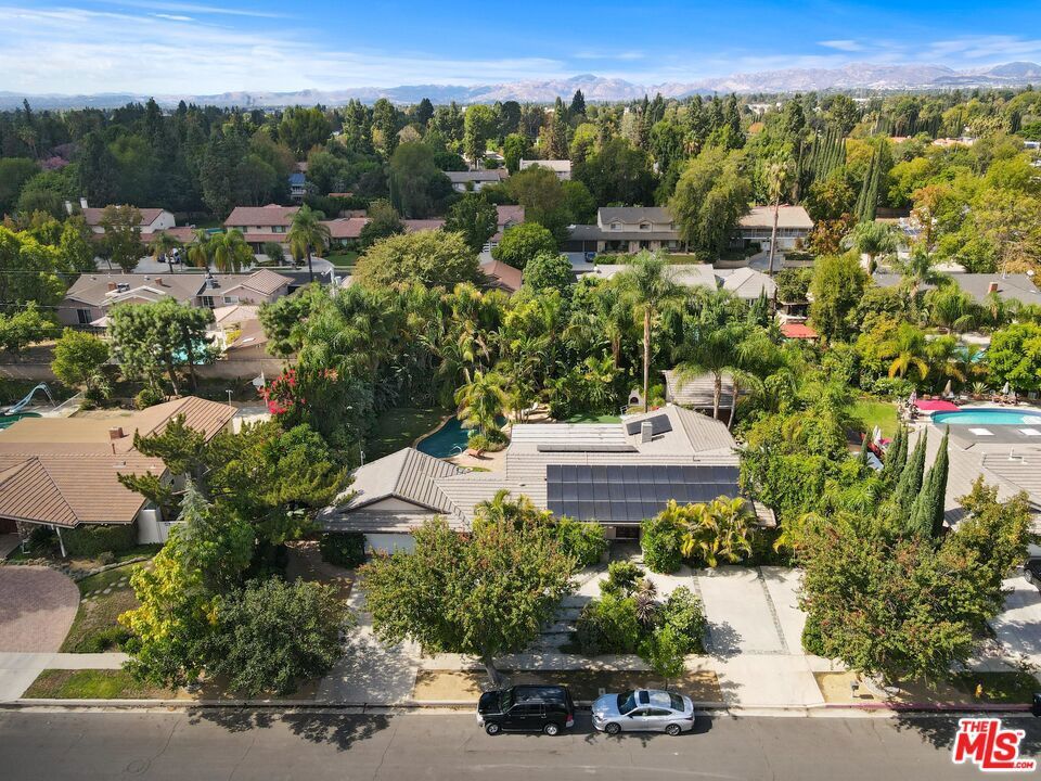 Property Photo: 9825 Wish Avenue CA 91325