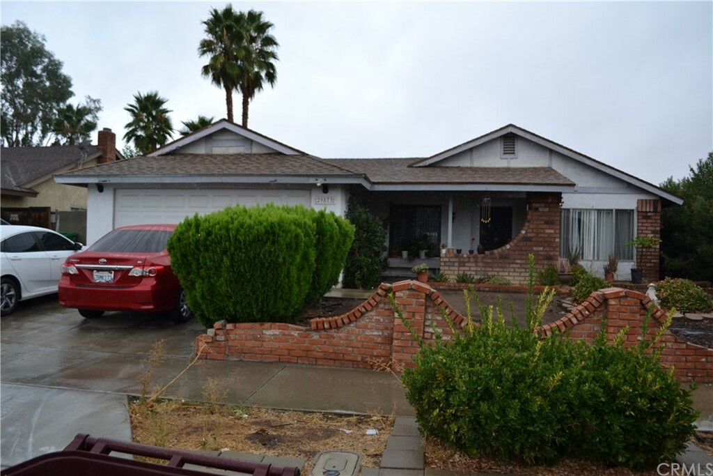 Property Photo:  29873 Sun Country Lane  CA 92586 