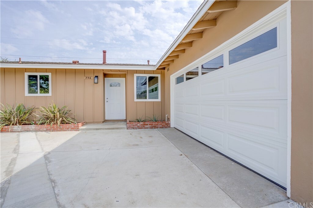 Property Photo: 756 Sandy Hook Avenue CA 91744