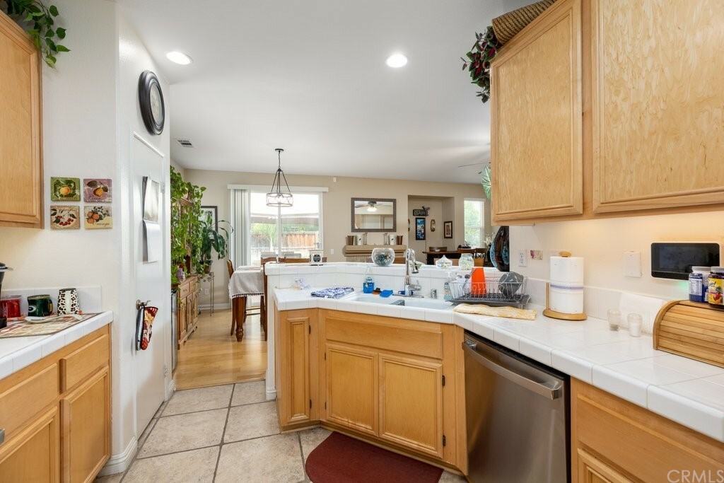 Property Photo:  1157 Lee Ann Circle  CA 92582 