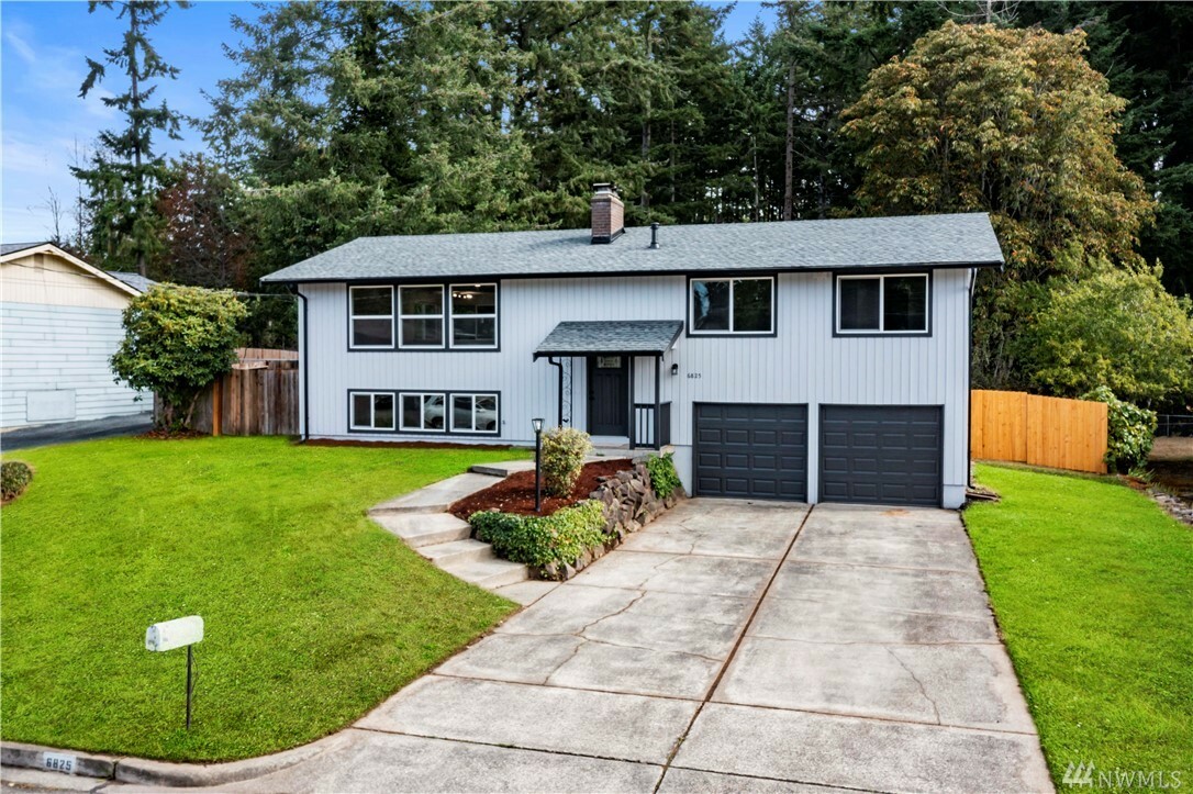 Property Photo:  6825 E Grandview St  WA 98404 