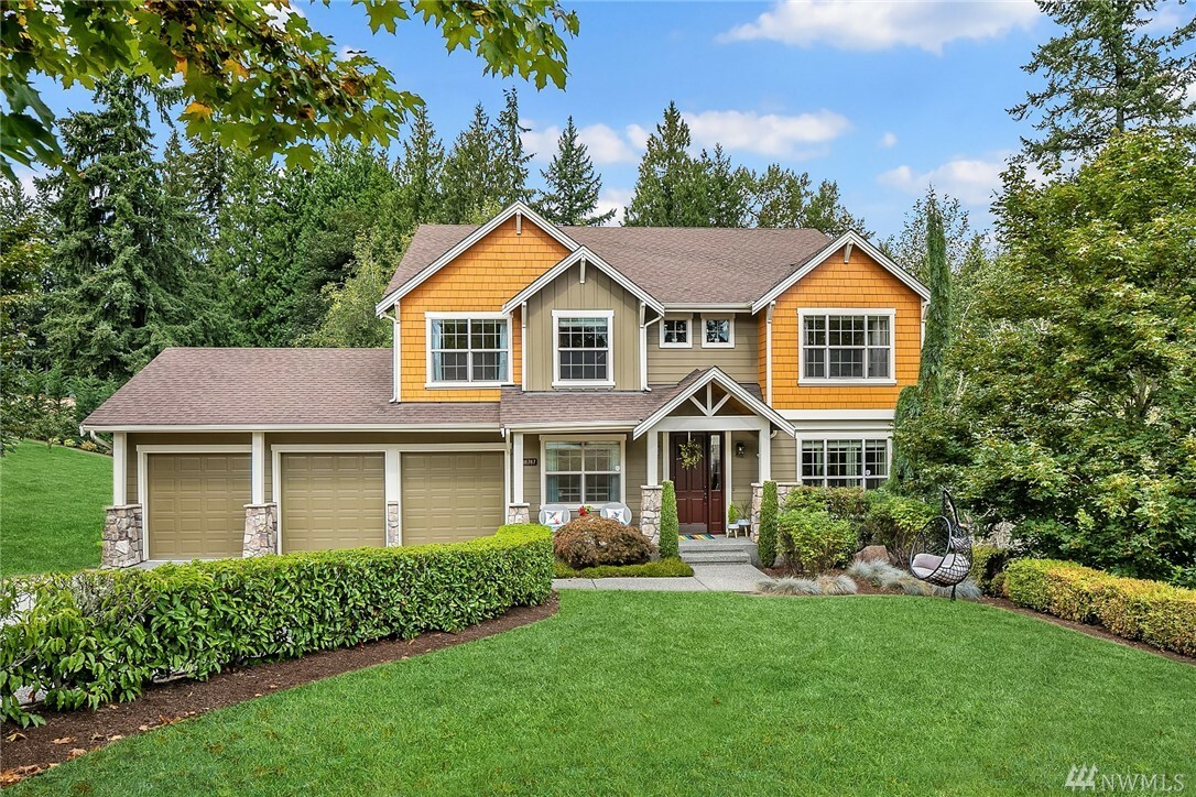 Property Photo:  18787 157th Place NE  WA 98072 