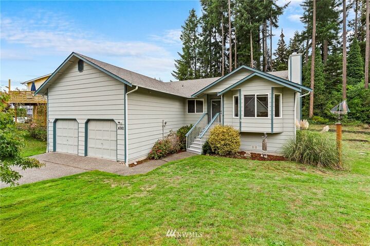 4361 Shadowood Drive  Clinton WA 98236 photo
