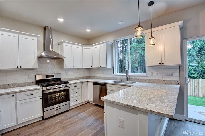 Property Photo:  1630 Frederick St SE  WA 98501 