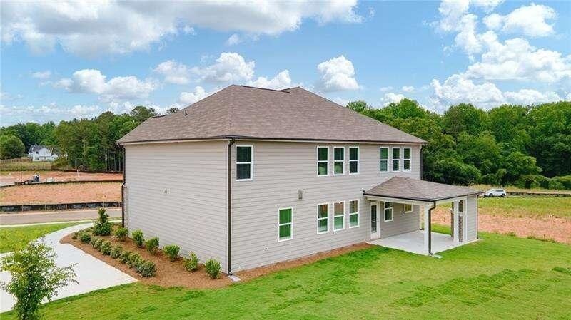 Property Photo:  389 Paxton Lane 27  GA 30549 