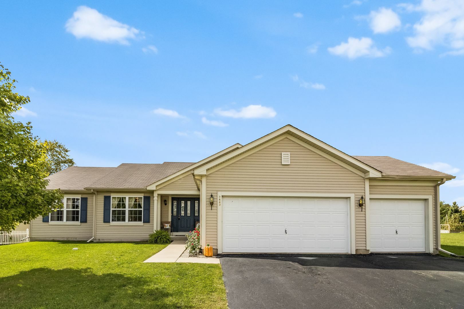 Property Photo:  3443 Basswood Lane  IL 60115 