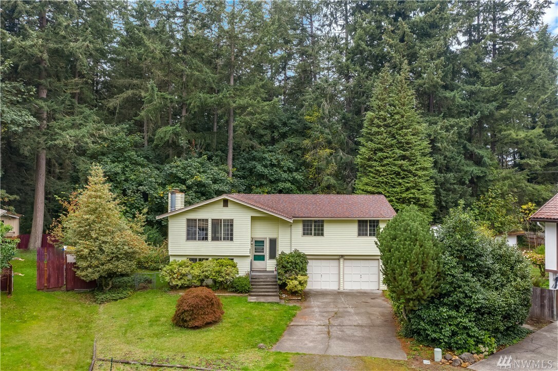 Property Photo:  4929 Tri Lake Lp SE  WA 98513 