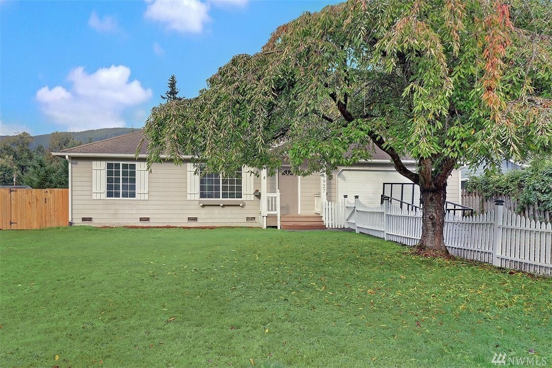 Property Photo:  16927 119th St NE  WA 98223 