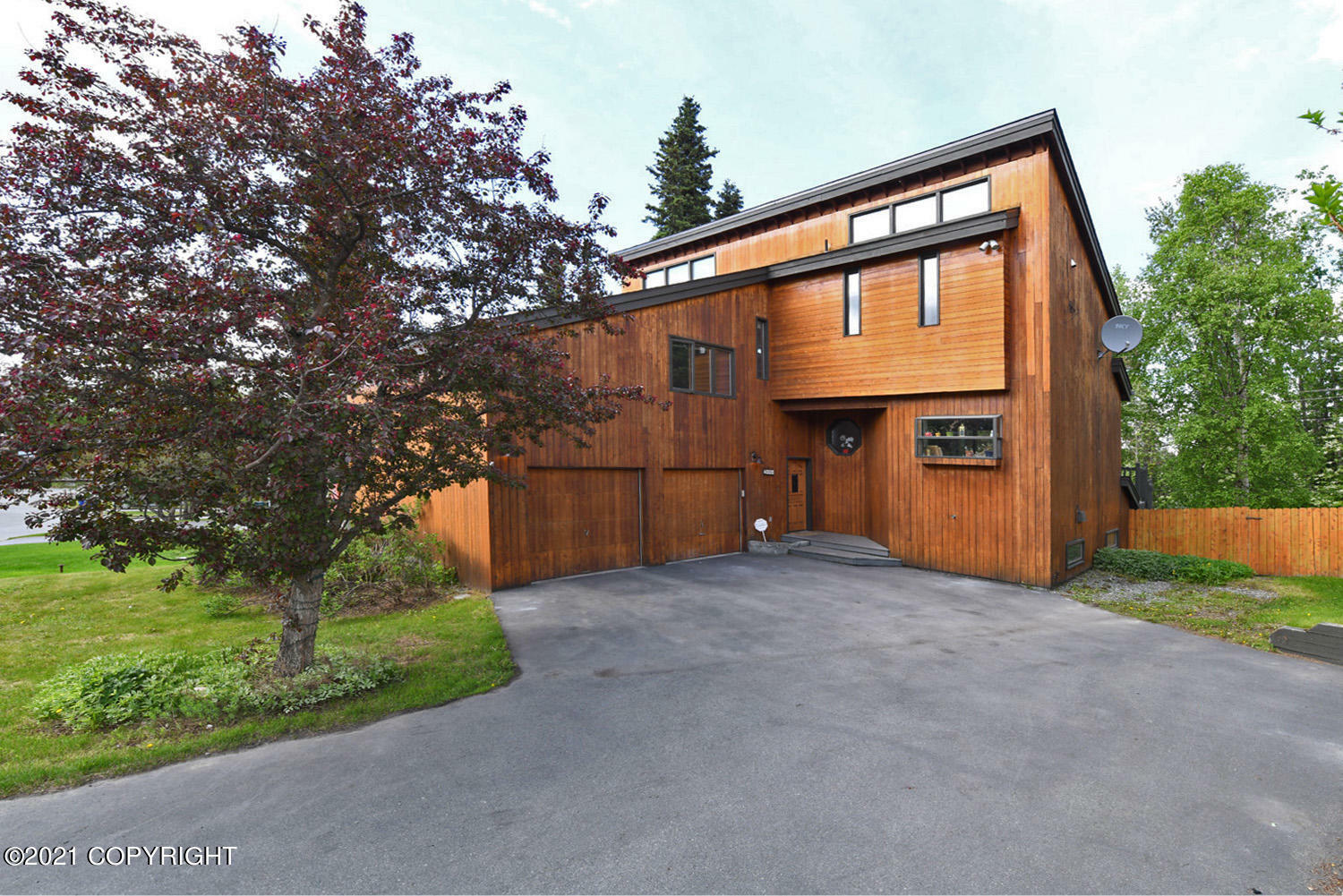 Property Photo:  2141 Tudor Hills Drive  AK 99507 