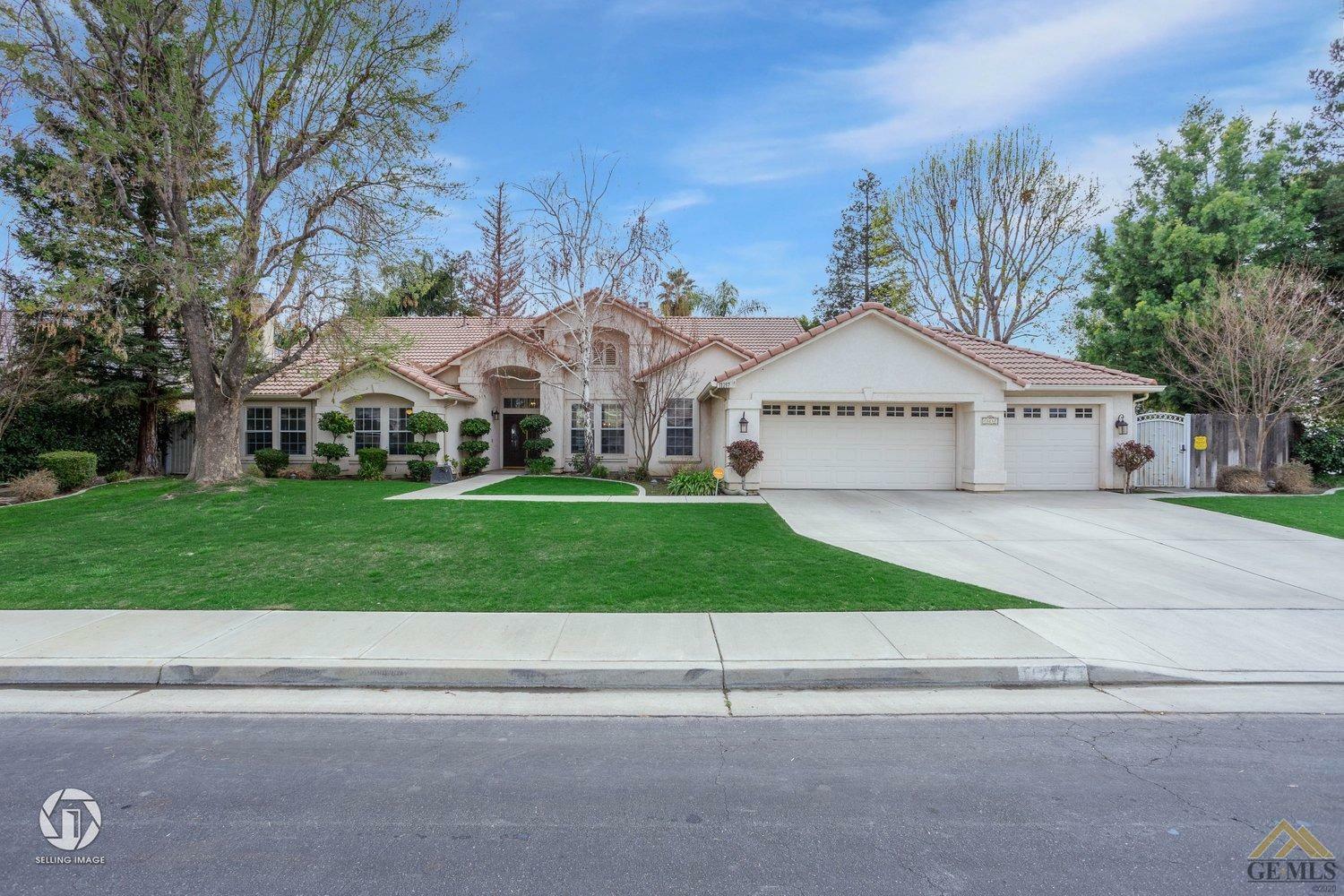 Property Photo:  11217 Brightwater Way  CA 93311 