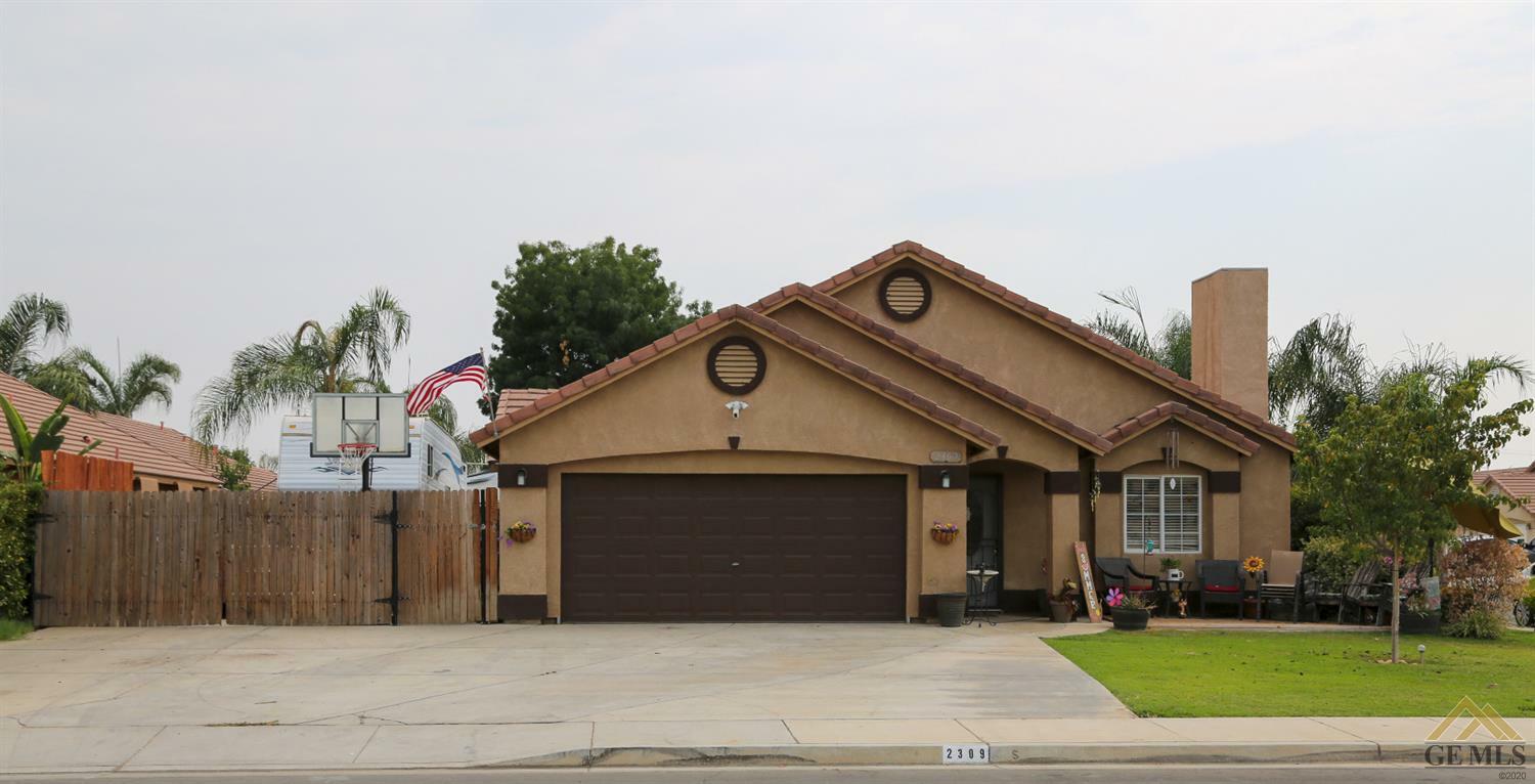 Property Photo:  2309 Brazil Avenue  CA 93313 