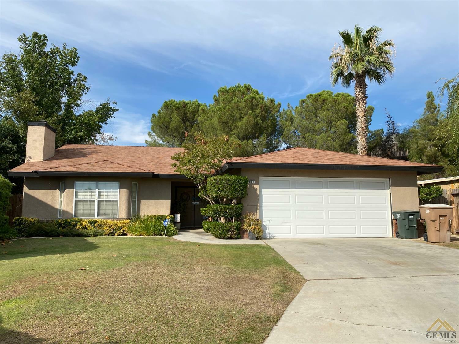 Property Photo:  7008 Sugarmill Court  CA 93306 