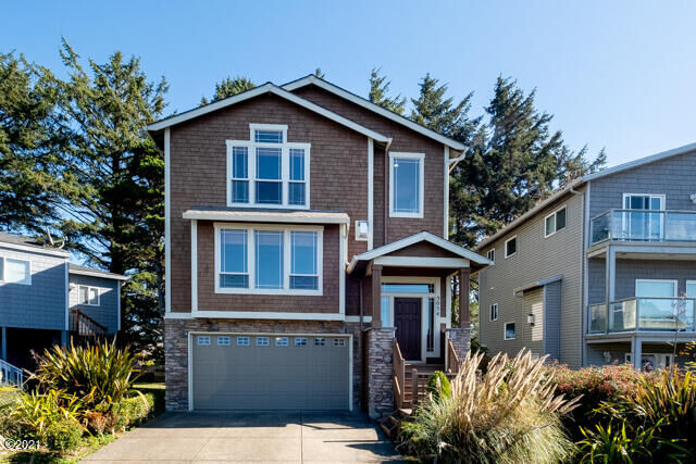 Property Photo:  3054 NW Port Drive  OR 97367