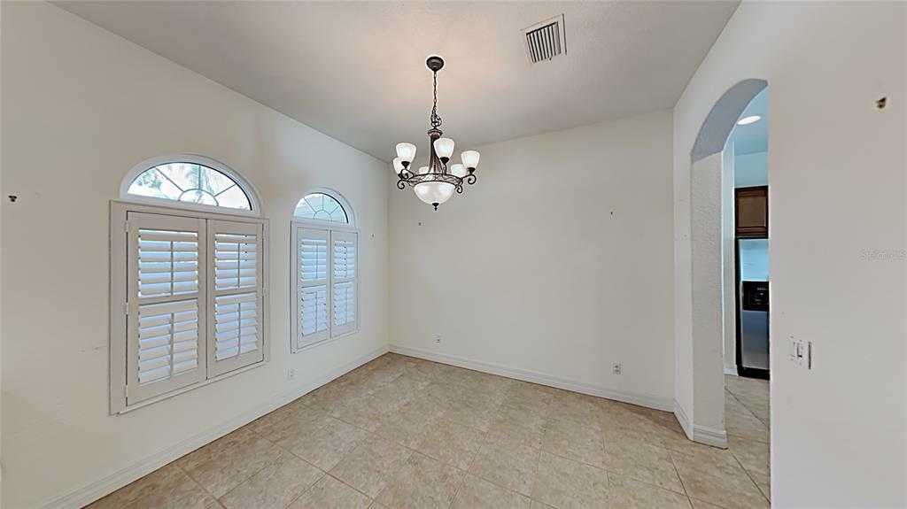 Property Photo:  512 Rimini Vista Way  FL 33573 