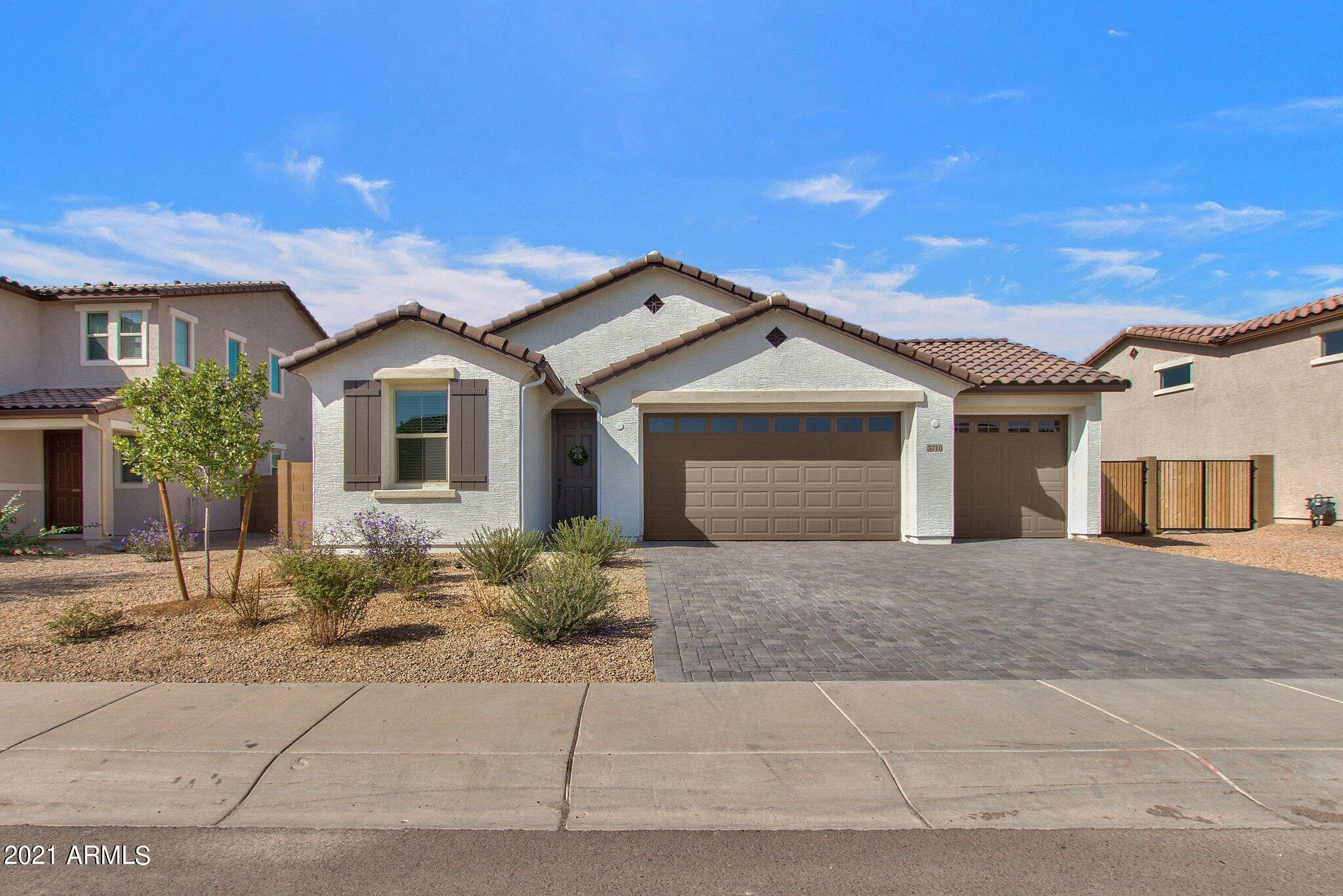 Property Photo:  3710 S 77th Lane  AZ 85043 