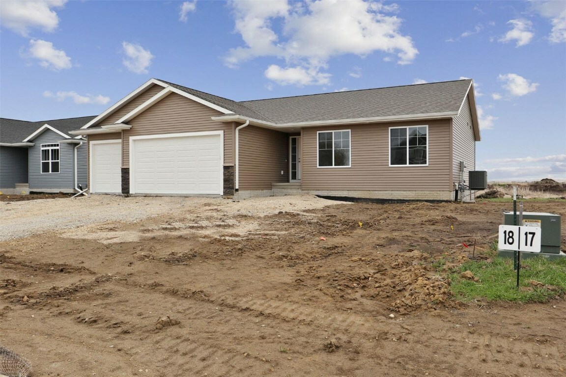 Property Photo:  2251 Crestwood Lane  IA 52302 