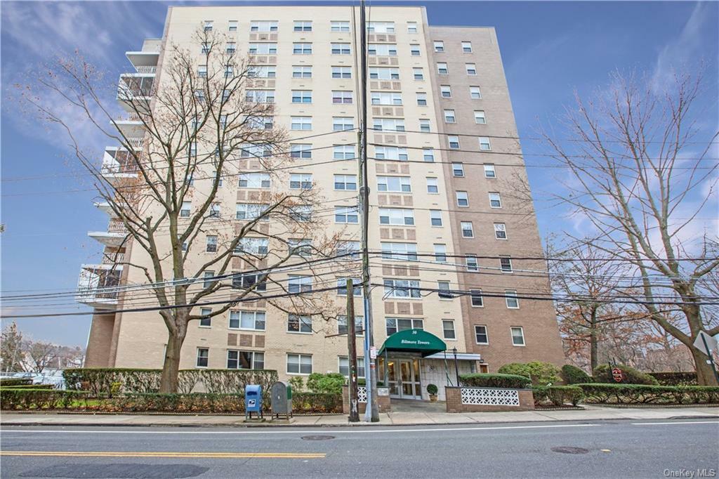 Property Photo:  30 Lake Street 7 E  NY 10603 