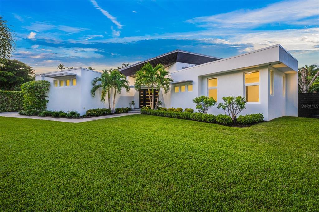 Property Photo: 1871 Loma Linda Street FL 34239