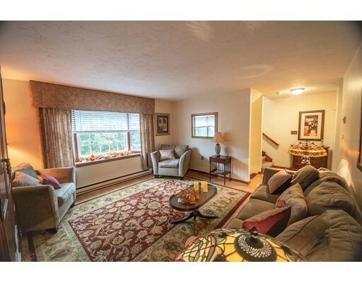 Property Photo: 7 Pine Vw 7 MA 02054