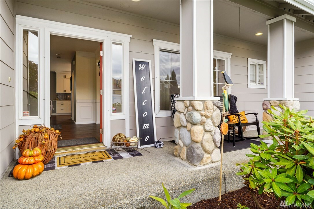 Property Photo:  5110 S 283rd Place  WA 98001 