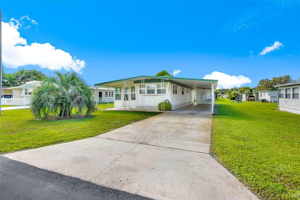 Property Photo:  39512 Rockford Avenue  FL 33542 