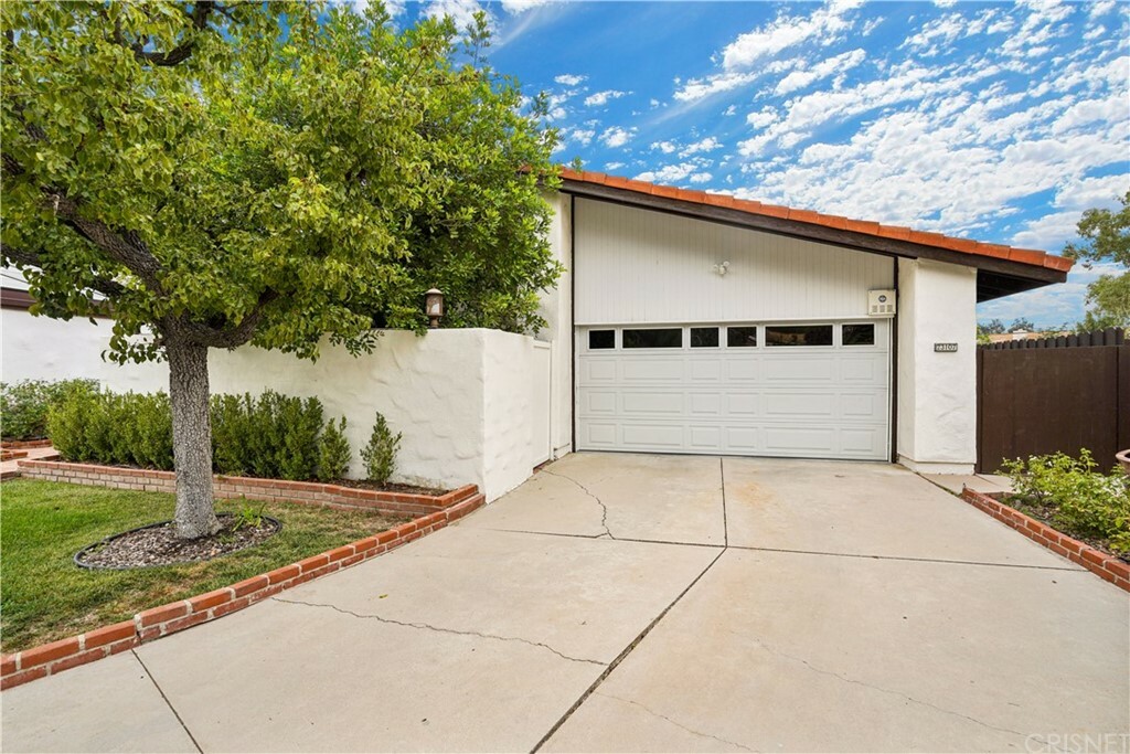 23107 Park Contessa  Calabasas CA 91302 photo