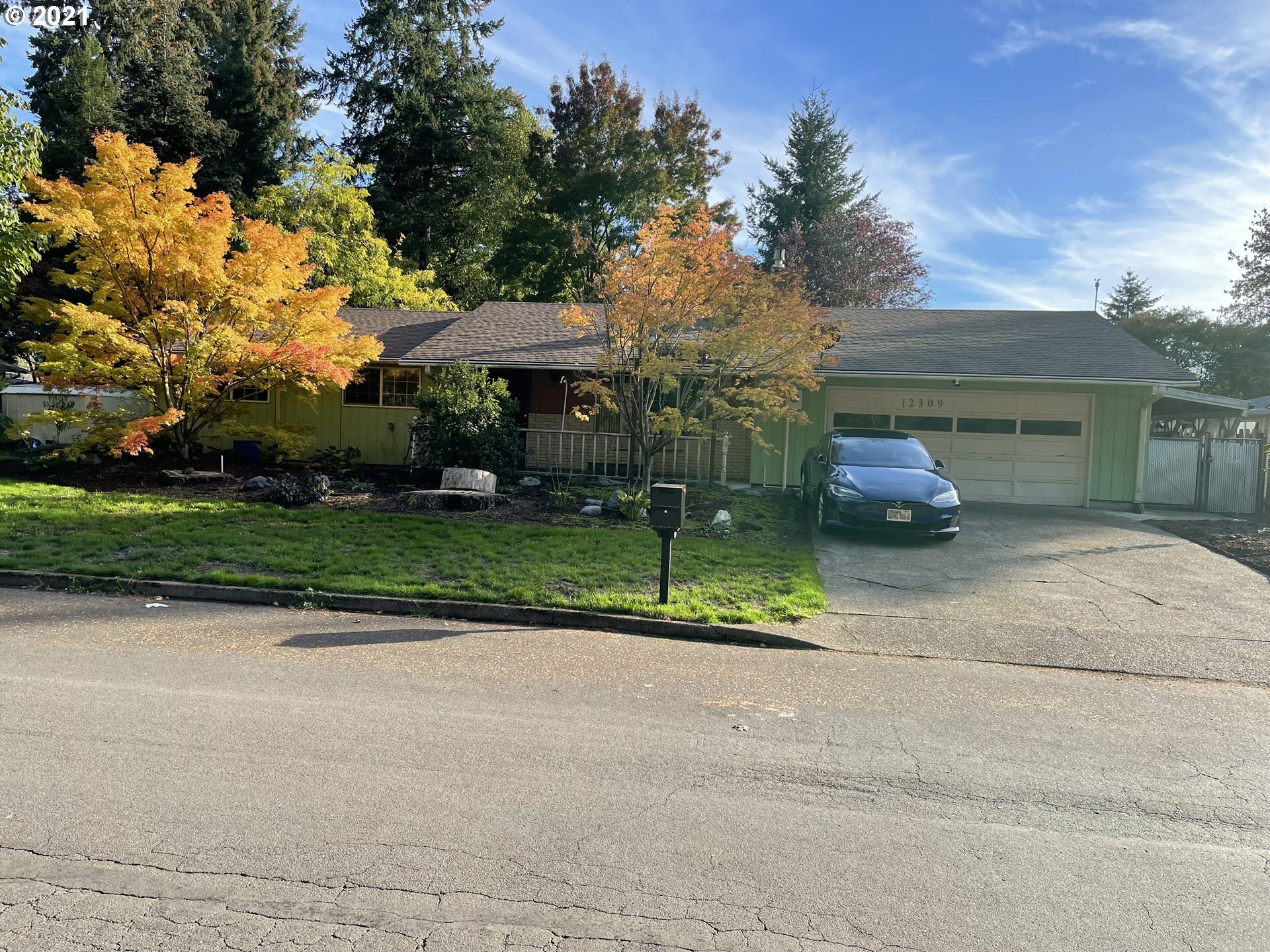 Property Photo:  12309 NE 33rd St  WA 98682 