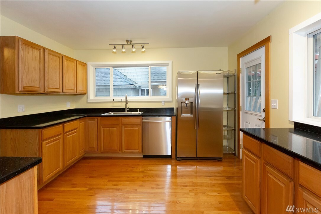 Property Photo: 1908 Gregory Wy WA 98337