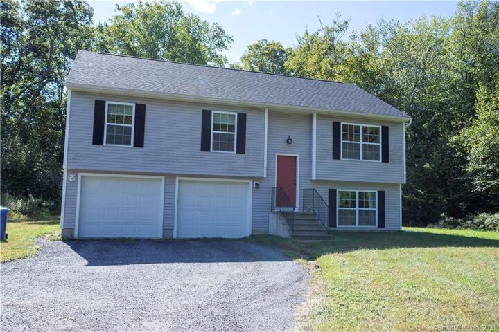 211 Forsyth Road  Salem CT 06420 photo
