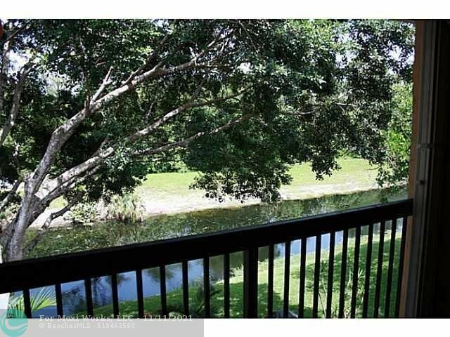 Property Photo: 5801 Riverside Dr 306B3 FL 33067