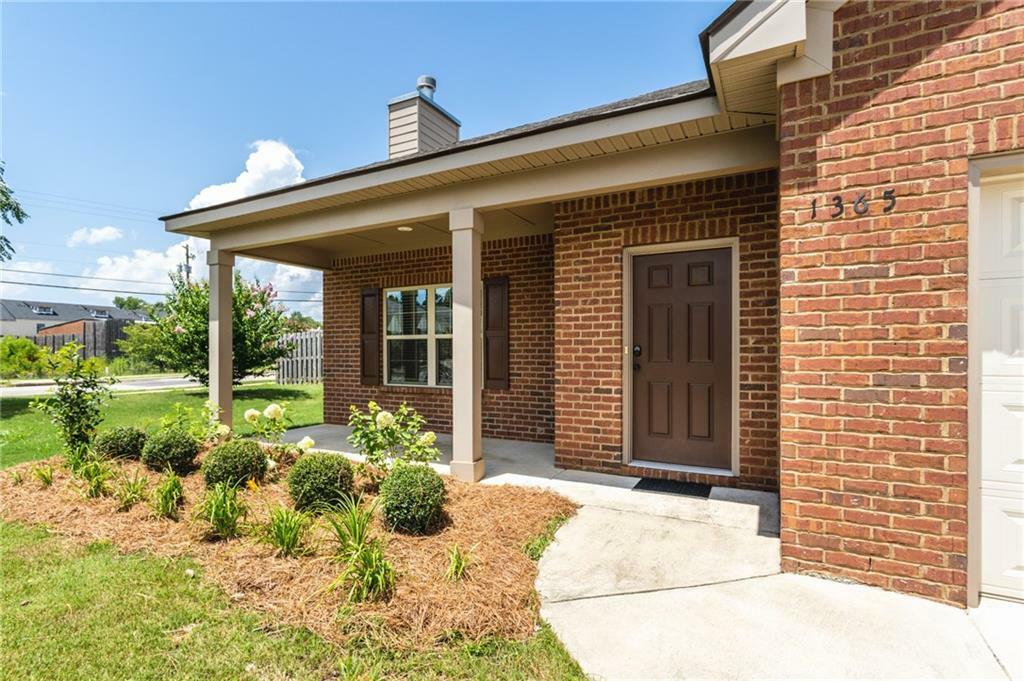 Property Photo:  1365 Cloverbrook Circle  AL 36830 