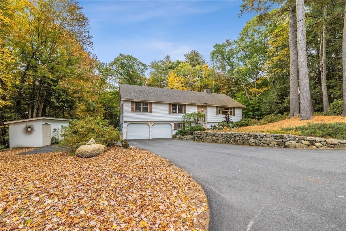 Property Photo: 6 Old Coach Road NH 03304