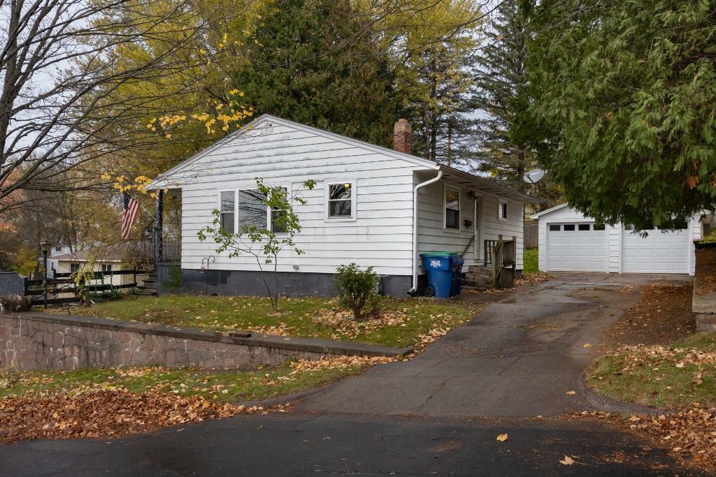 Property Photo:  812 Augusta Avenue  WI 54403 