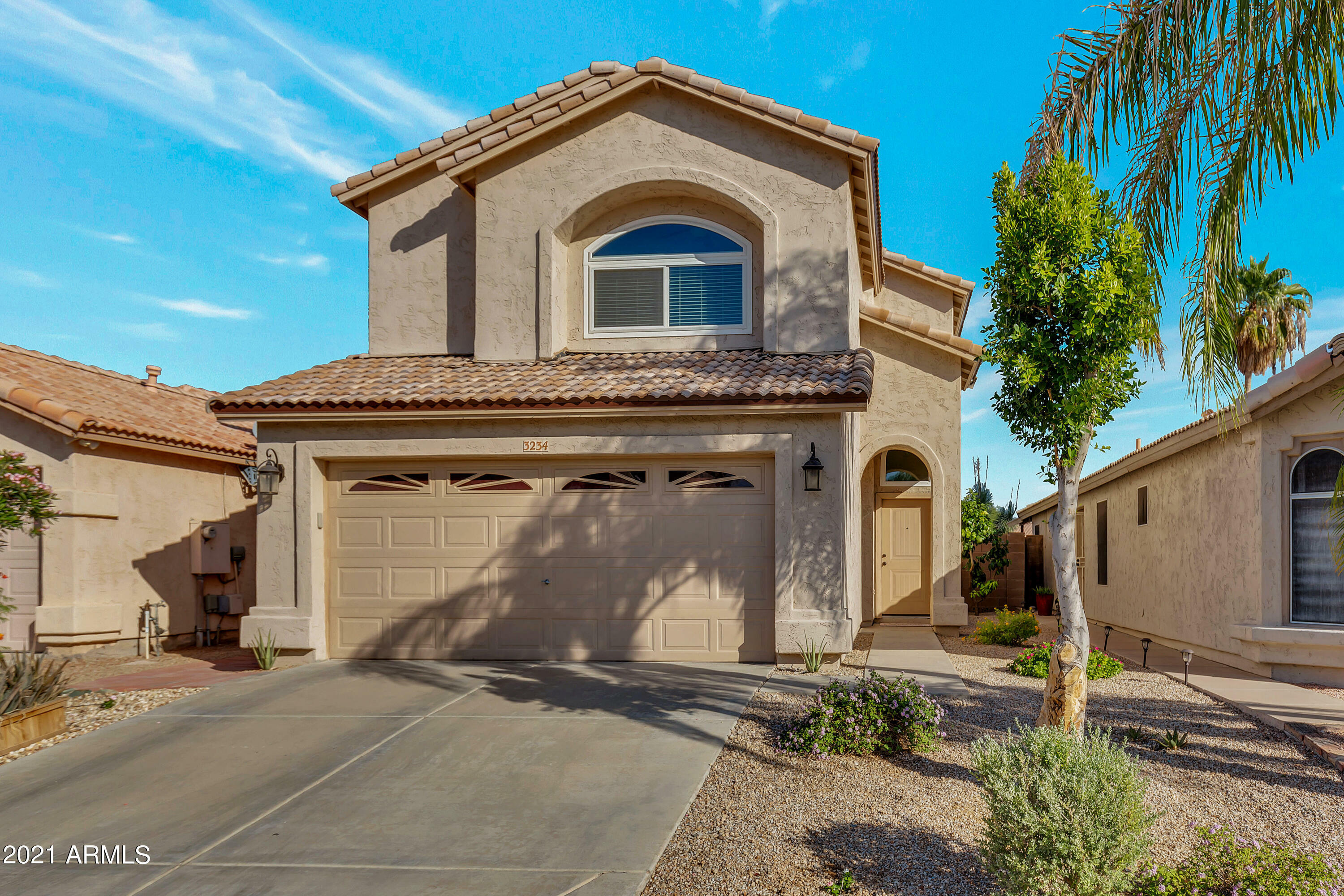 Property Photo: 3234 E Kristal Way AZ 85050