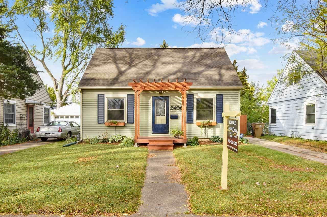 Property Photo:  2406 Coolidge St  WI 53704 