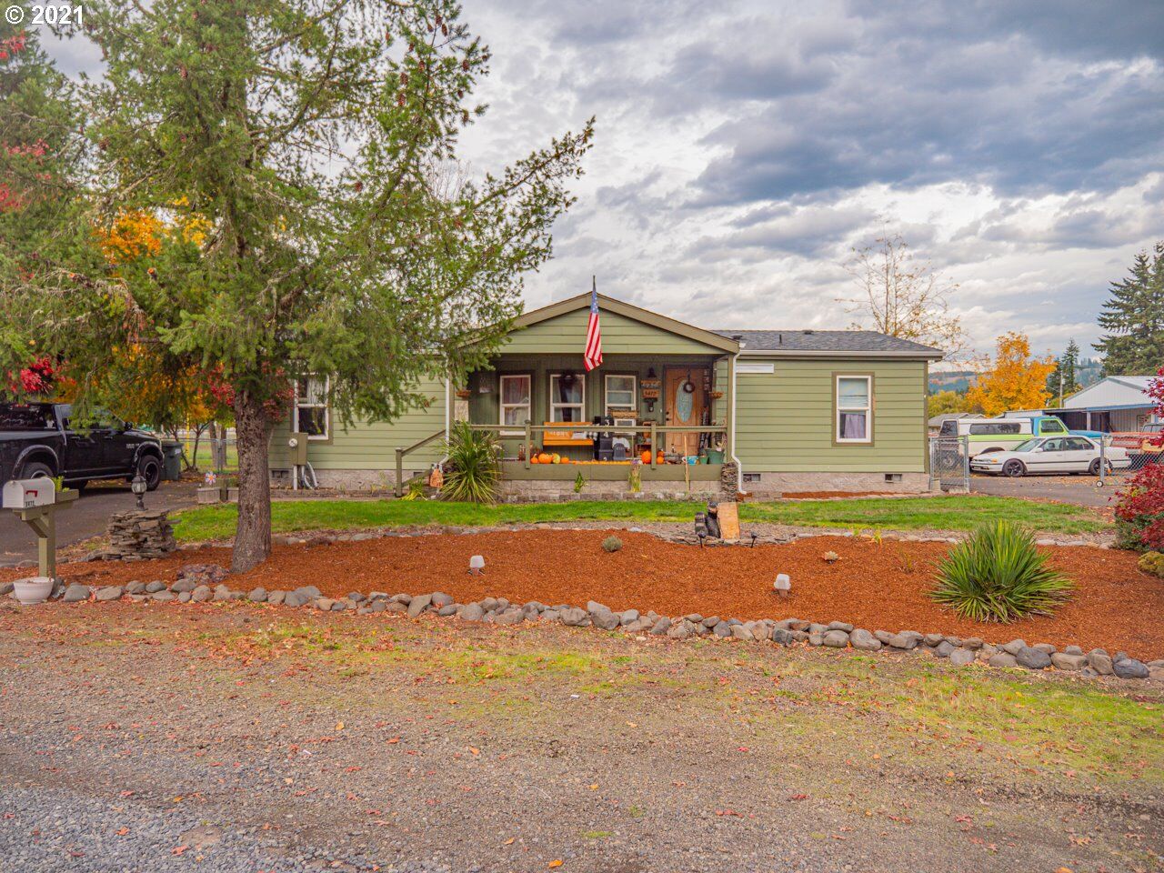 Property Photo:  3472 Juniper St  OR 97386 