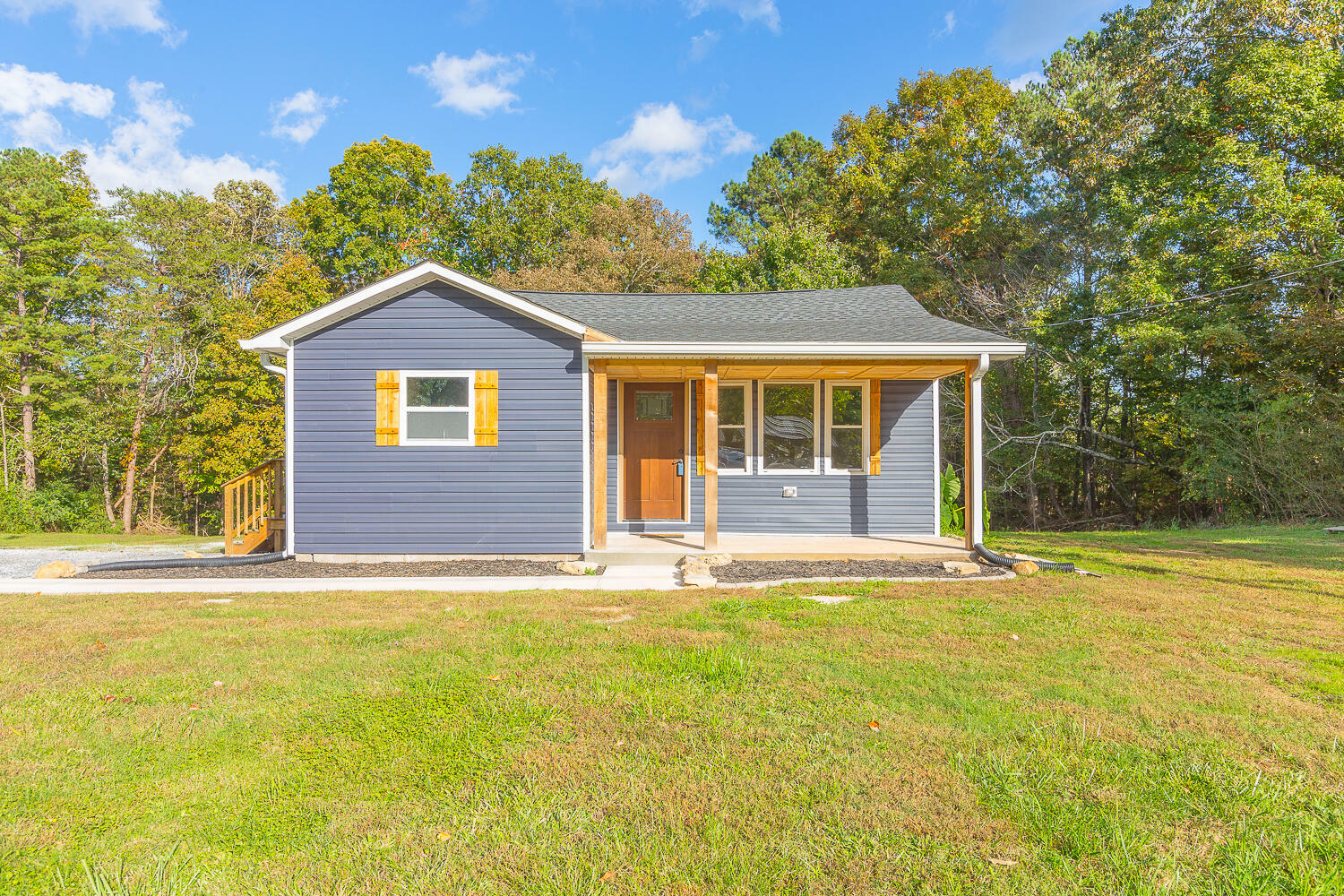 Property Photo: 907 Crest Drive GA 30728